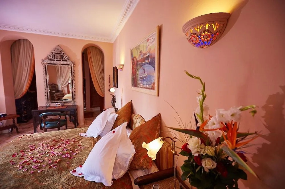 Dar Ayniwen Garden Hotel & Bird Zoo Marrakesh Morocco